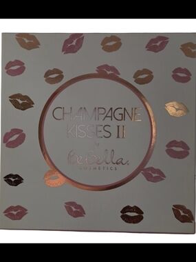 Champagne Kisses II Eyeshadow Palette - Pink & Gold Shades